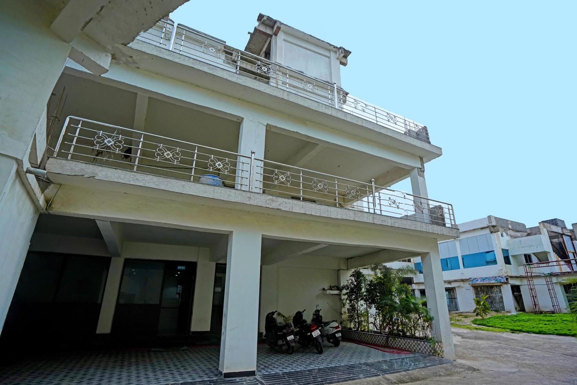 Hotel O Ss Palace Rāipur Eksteriør billede