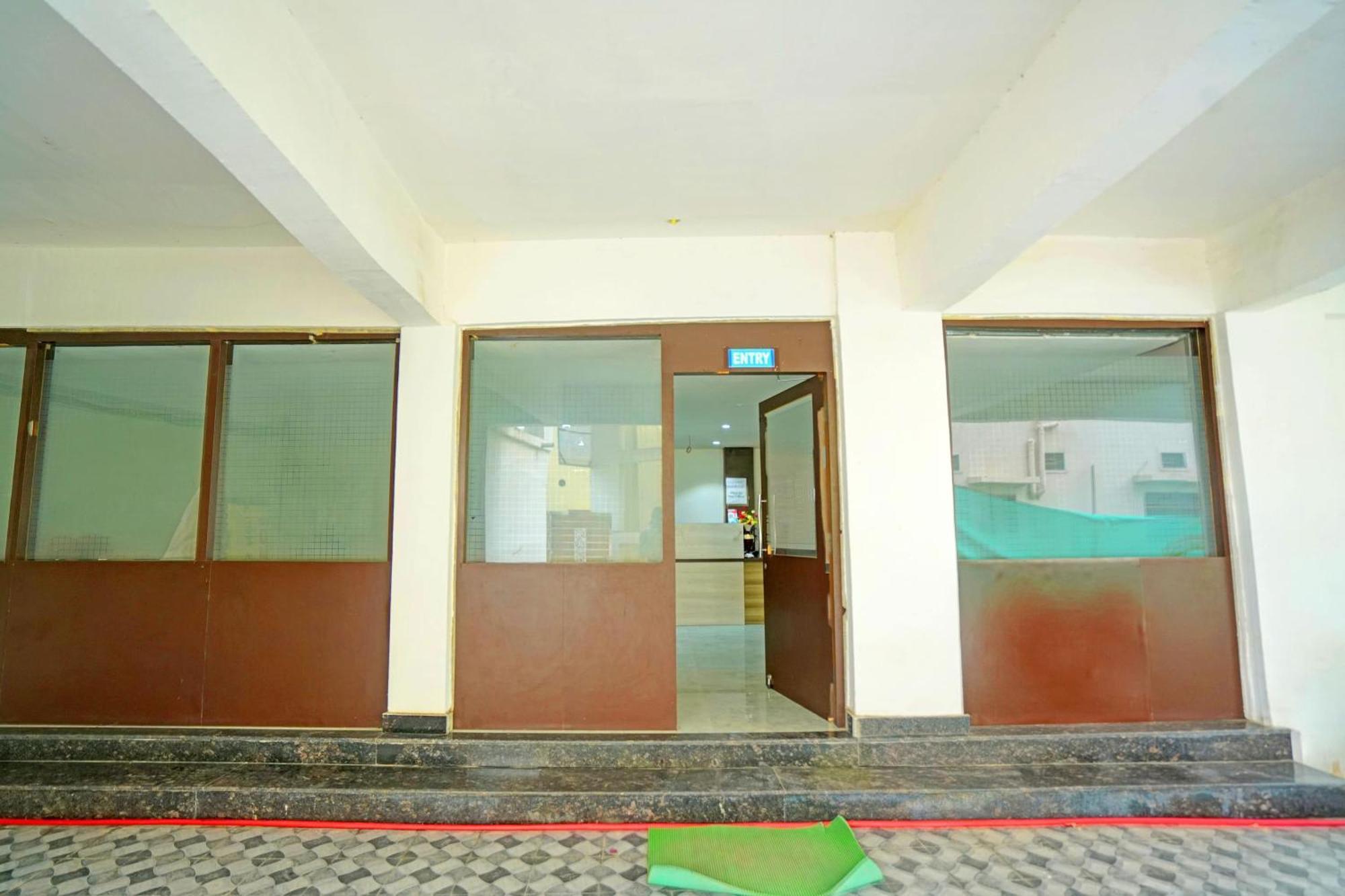 Hotel O Ss Palace Rāipur Eksteriør billede